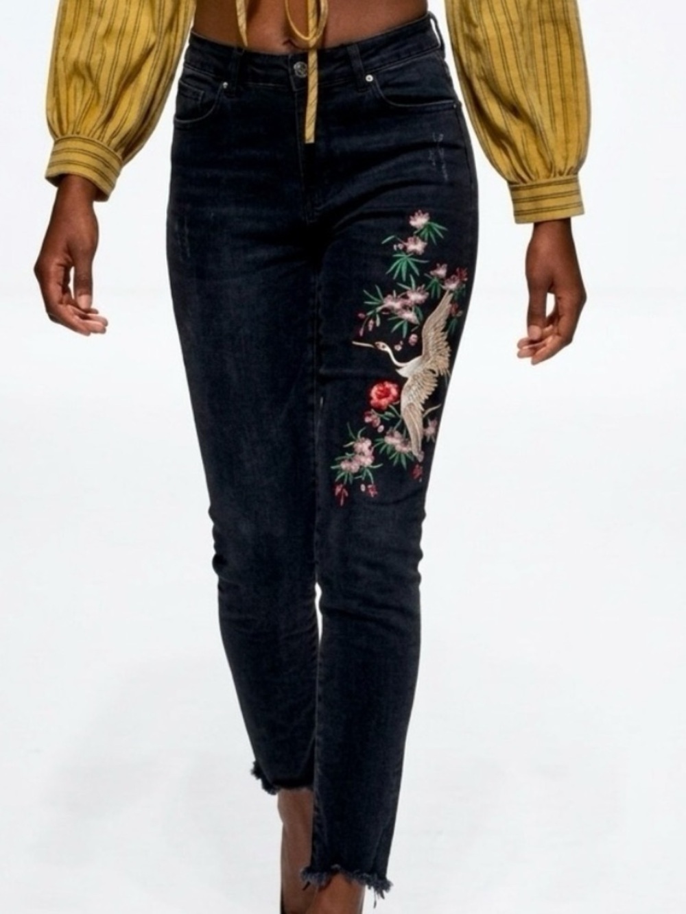 FIORUCCI Embroidered Crane Floral Skinny Jeans Raw Hem Black Size 42 (US 6)